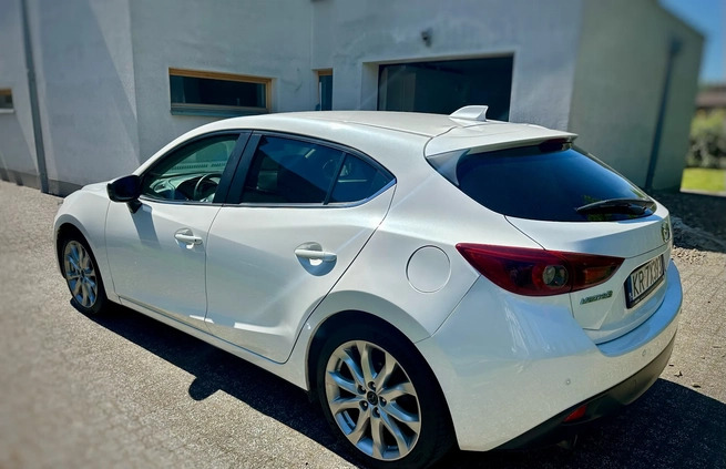 Mazda 3 cena 57750 przebieg: 98000, rok produkcji 2015 z Kraków małe 79